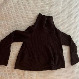 Lululemon Mock Neck Sweater-XS